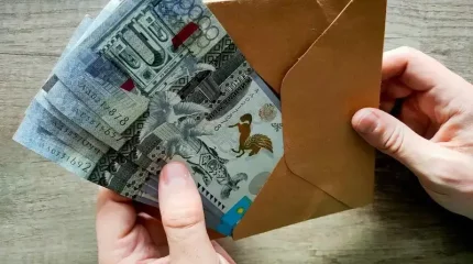 Ақтөбе облысында мемлекеттік қызметкер мектеп директорын 18,5 млн теңгеге тақырға отырғызған