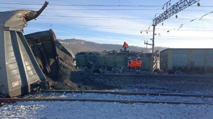 Грузовые поезда столкнулись в российском Забайкалье