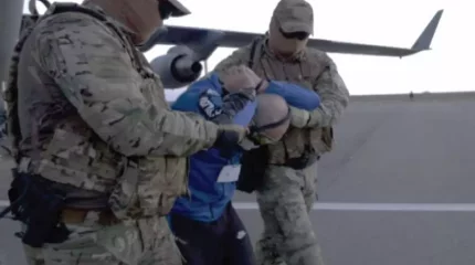 Двух казахстанцев осудили за терроризм в Сирии