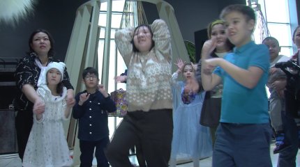 Новогоднее мероприятие для детей с ограниченными возможностями провели в Астане