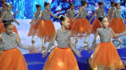 Астанада Президент атынан "Жаңа жыл республика төрінде" атты шырша кеші өтті