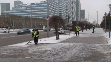 "Часто жители города подходят и благодарят нас", - работники столичных коммунальных служб