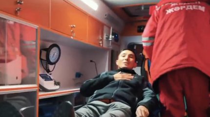 Пострадавших в авиакатастрофе под Актау трех граждан Кыргызстана отправили на родину