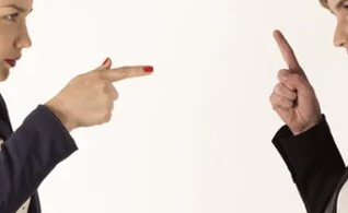 Филиппинская няня отсудила у астанчанки деньги за обвинение в побеге