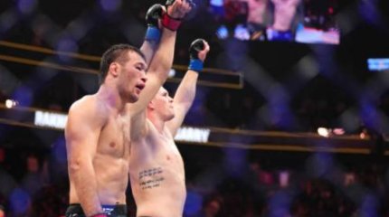 Шавкат Рахмонов одержал историческую победу в Лас-Вегасе