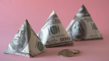 20 миллиардов тенге отнесли казахстанцы в финансовые пирамиды в 2024 году