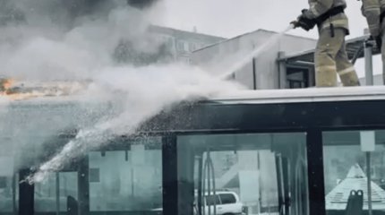 Автобус снова загорелся в Астане