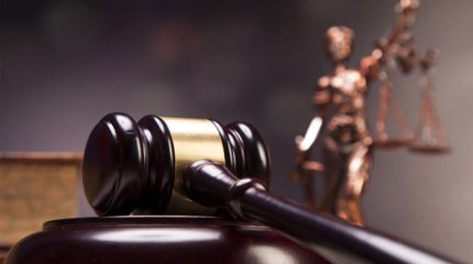 Жительницу Атырау осудили за прогулы сыном школы