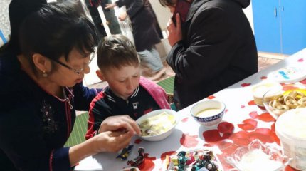 Боранда адасқан бала шамның жарығын көрген