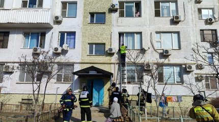 Спасательную операцию развернули из-за пригоревшей еды в Актау