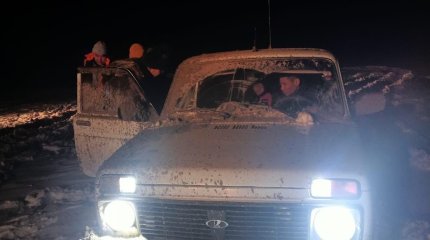 Үш көлік батпаққа батып қалды