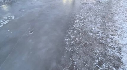 Более 6 тысяч тонн реагентов высыпали на дороги и тротуары Астаны