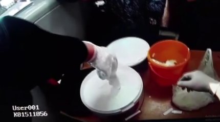 Телефоны в ведре с краской пытались пронести в колонию Петропавловска