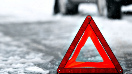 Мас жүргізуші трактормен жол апатына ұшырады: бір адам қаза тапты