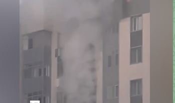 Новый жилой комплекс загорелся в Астане