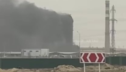 Нефтеотходы горят в Актау (ВИДЕО)