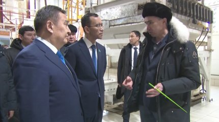 Развитие Акмолинской области обсудил спикер Сената с общественностью, аксакалами, молодежью