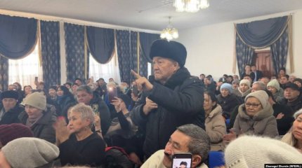 Демонстративно покинули слушания: жителей Актобе возмутило повышение тарифа на свет