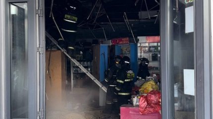 Еще один торговый дом загорелся в Семее