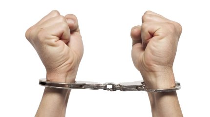 Мошенник обманул казахстанцев с автокредитами почти на три миллиарда тенге