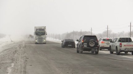 «Ақтөбе-Хромтау» тас жолы 18 жыл бойы күрделі жөндеуден өтпеген