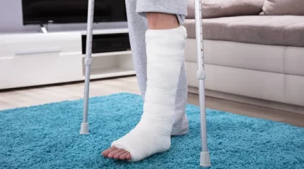 Алматыда бала ойын-сауық кешенінің шахтасына құлап кетті