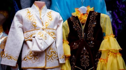 «Ұлттық киім» күнін бекітуді ұсынды