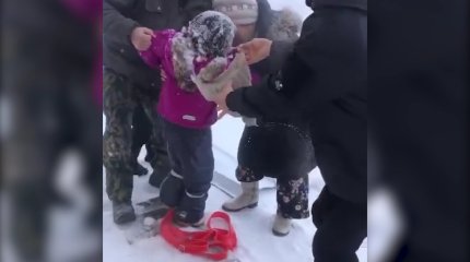 Появились подробности спасения девочки, упавшей в колодец в Костанае