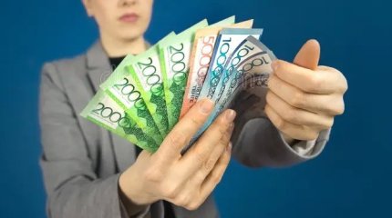 Столичный адвокат уговаривала подзащитных давать взятки судьям и полиции, а деньги оставляла себе
