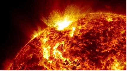 На Солнце засекли крупнейший за семь лет взрыв
