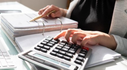 Ақтөбеде 414 млн теңге жымқырған есепші 7 жылға сотталды