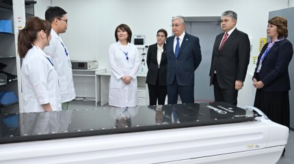 Об уменьшении смертности от онкологии в ВКО рассказали Токаеву