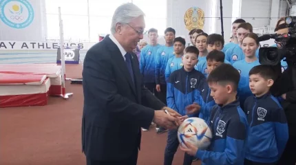 Оқушы Президенттен жабық шағын футбол стадионын салып беруді сұрады