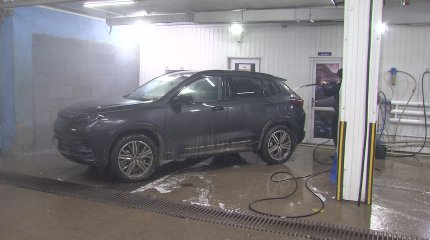 Астанада көлік жуу орталықтарында су пайдаланудың 200-ге жуық заң бұзушылығы анықталған