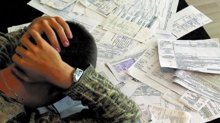 За долг в 77 млн тенге изъяли два внедорожника у жителя ЗКО