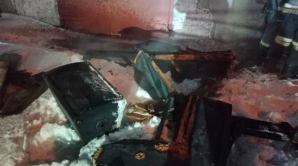 Полицейские вытащили мужчину из огненной западни в Шахтинске