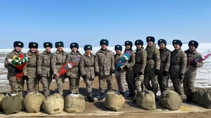 Десантшы қыздар аспан астында челлендж бастады