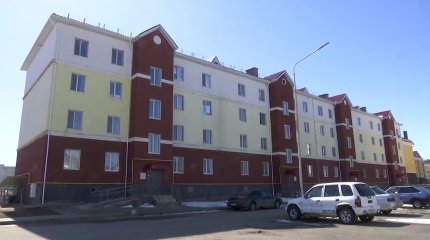 Переселённым из аварийных домов актюбинцам выставили счёт за «лишние» квадратные метры