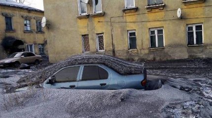 Черный снег в Сатпаеве: специалисты назвали причину