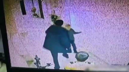 Астанада балаларды аяусыз ұрған ер адам ұсталды