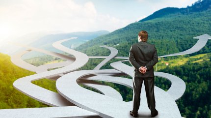 Тельцы меняют ход жизни, у Водолеев приключения: что сулят звёзды 6 февраля