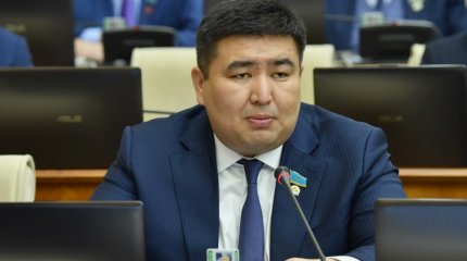 Возврат активов и тотальная борьба с коррупцией: в "Amanat" объяснили выбор Олжаса Бектенова на пост Премьер-Министра