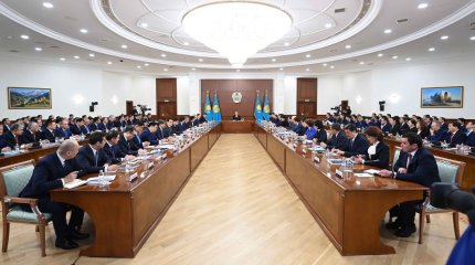 Госорганы будут отчитываться о зарубежных командировках перед правительством