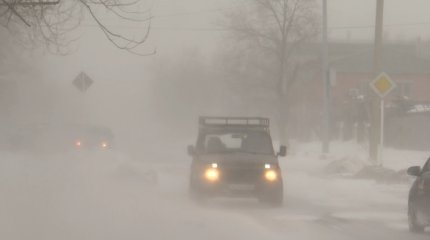 Около пяти тысяч актюбинцев остались без света из-за сильного бурана