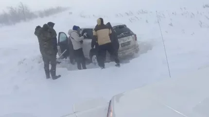 Батыс Қазақстанда қолайсыз ауа райына байланысты 11 жол бөлігі жабық тұр