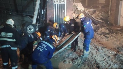 Тело 17-летнего юноши нашли под завалами после оползня в Алматы