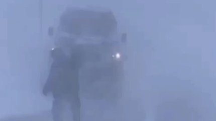 Ради спасения пациентки актюбинские спасатели шли 18 километров по метели