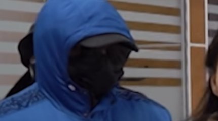 “Әкесі емеспін”: Танымал әнші баласынан бас тартты