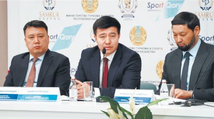 "Қазақ боксы биігінен түсті"