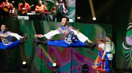 Первый в Казахстане мультинациональный ансамбль песни и танца презентовали  в Астане